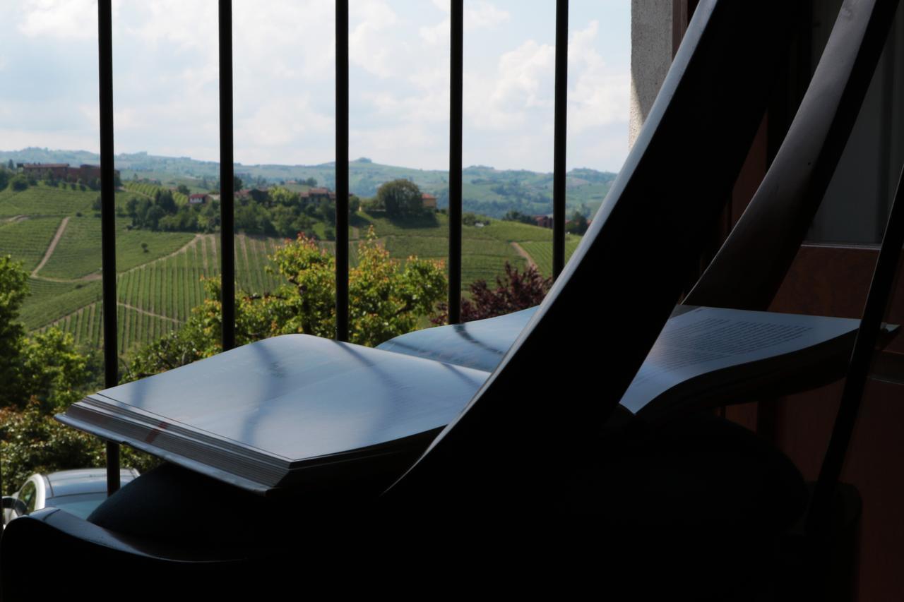 La Rosa Dei Vini Bed and Breakfast Serralunga d'Alba Εξωτερικό φωτογραφία