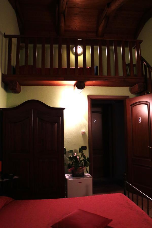 La Rosa Dei Vini Bed and Breakfast Serralunga d'Alba Εξωτερικό φωτογραφία